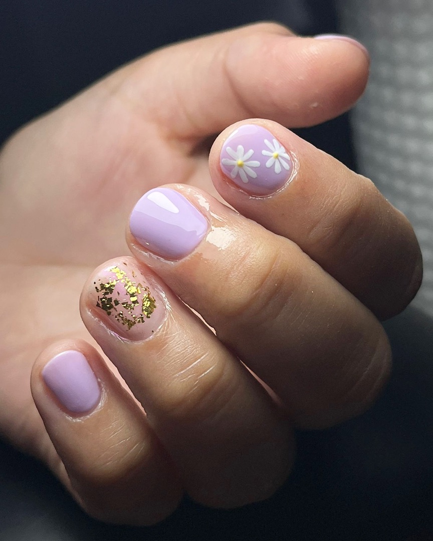 Uñas lila con glitter · Perfect Nails